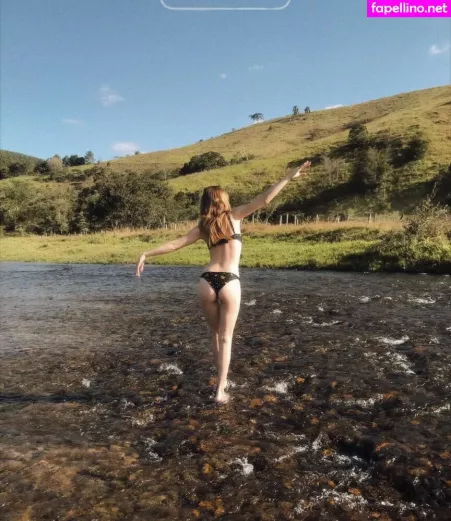 Submar1na OnlyFans Thumbnail #4uRHbcPXQn