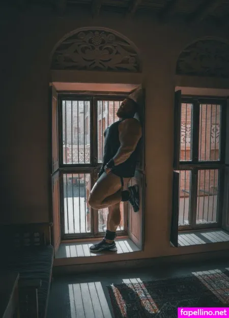 Submissivemuscleslave OnlyFans Thumbnail #NEgFMvPX7k