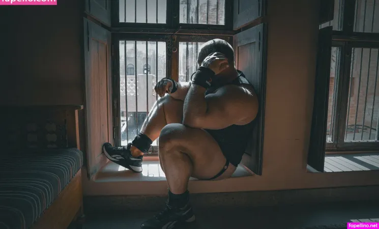 Submissivemuscleslave OnlyFans Thumbnail #Q6tEEs4iNm