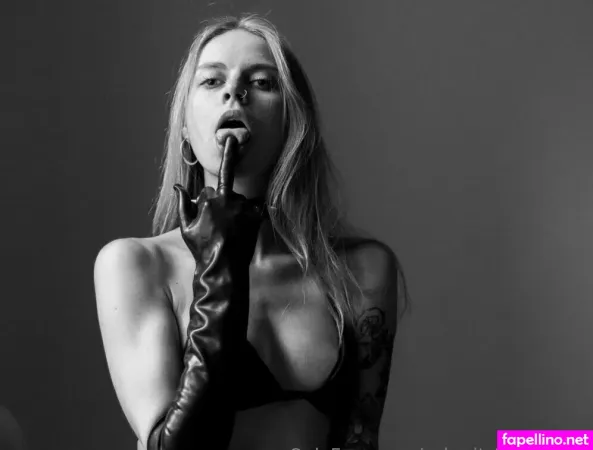 Submit To Athena OnlyFans Thumbnail #RYzo2uW3O2