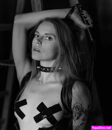 Submit To Athena OnlyFans Thumbnail #u3EyGfRXPg