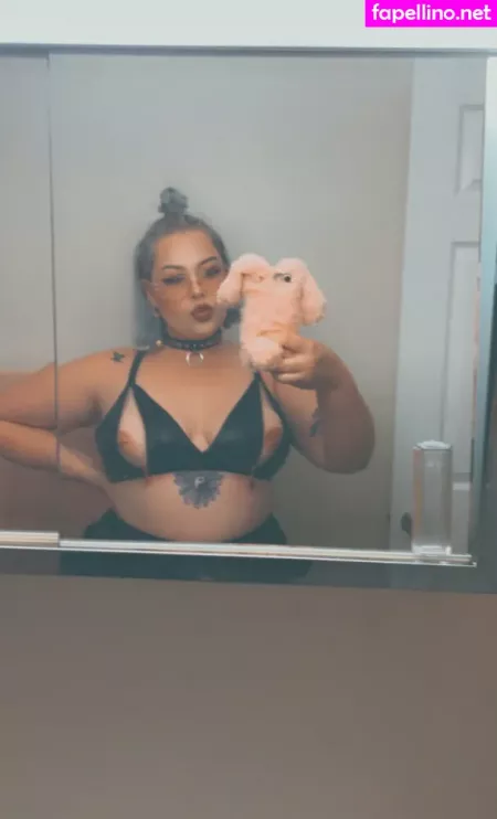 Succmyfckintoes OnlyFans Thumbnail #yPX7BHK7Yb