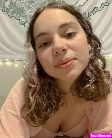 Succubus Sophie OnlyFans Thumbnail #5MxQEQ83AJ