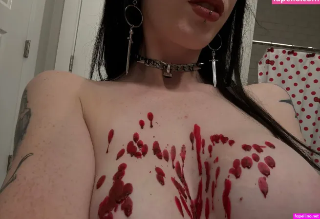 Succubusrayray OnlyFans Thumbnail #AEoS6SoxP5