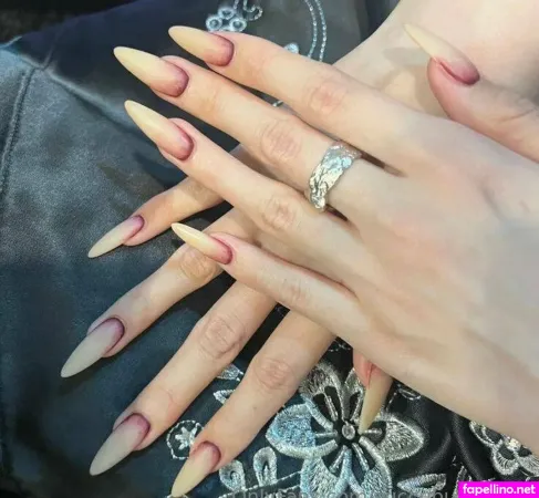 Succubusrayray OnlyFans Thumbnail #MwwwG3a3Pw