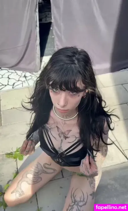 Succumtosilk OnlyFans Thumbnail #TEL53VzCKs