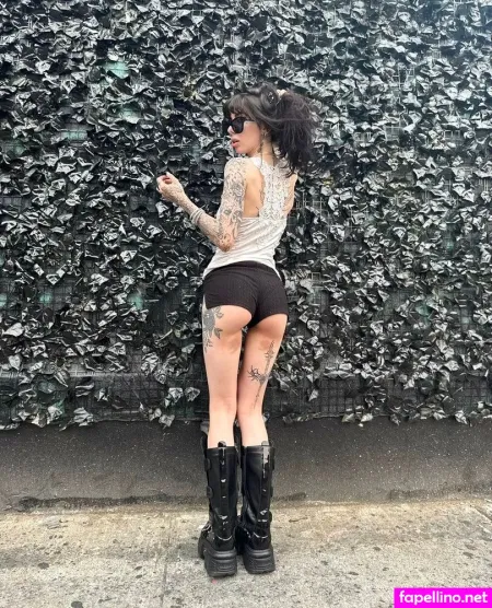 Succumtosilk OnlyFans Thumbnail #a4xB0ibyB4