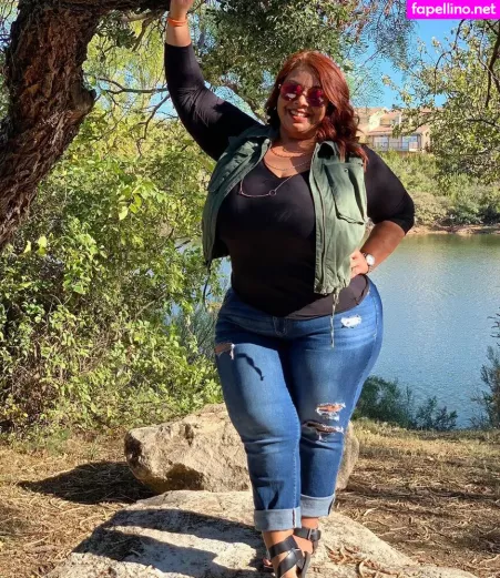 Sueann OnlyFans Thumbnail #THr2bEZ2pY