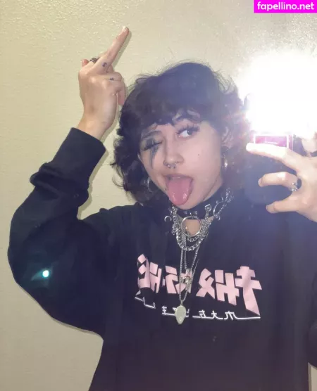 Suedmza OnlyFans Thumbnail #2NcOh4j0tQ