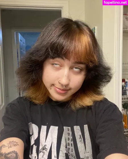 Suedmza OnlyFans Thumbnail #zr6APmiHTc