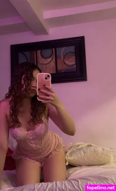 Sueluna OnlyFans Thumbnail #E5hnIyLX3l