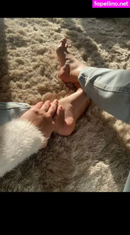 Suelyn Goncalves OnlyFans Thumbnail #hV4ZPB7YYt