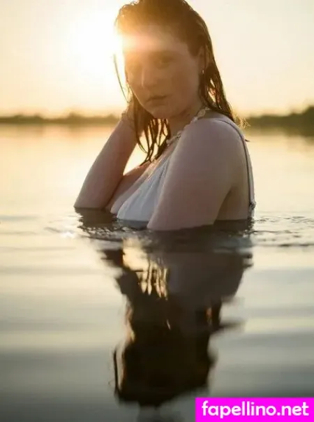 Suesses Rot OnlyFans Thumbnail #LRiknI4tUt