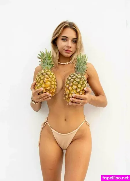 Sugar Andriana 2 OnlyFans Thumbnail #8R0yPxRwEt