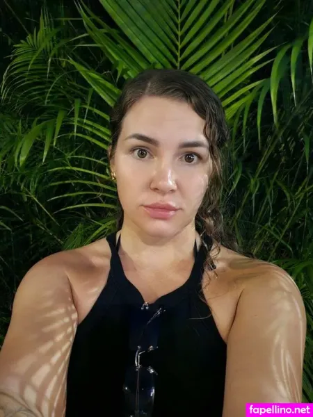Sugar Pie Honey OnlyFans Thumbnail #BnWVIdKg1u