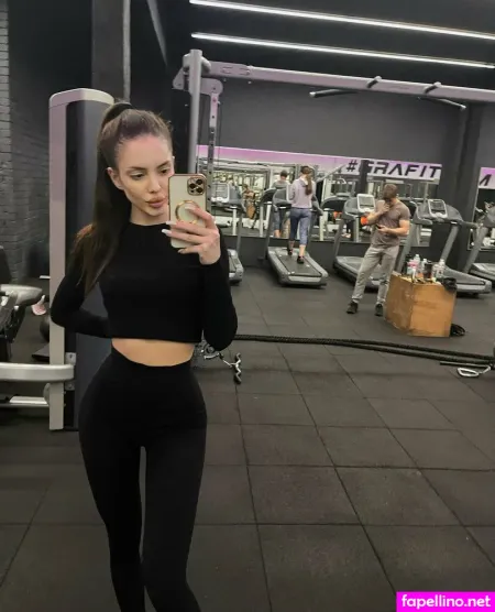 Sugarbaabbee OnlyFans Thumbnail #SipHDBKmrY