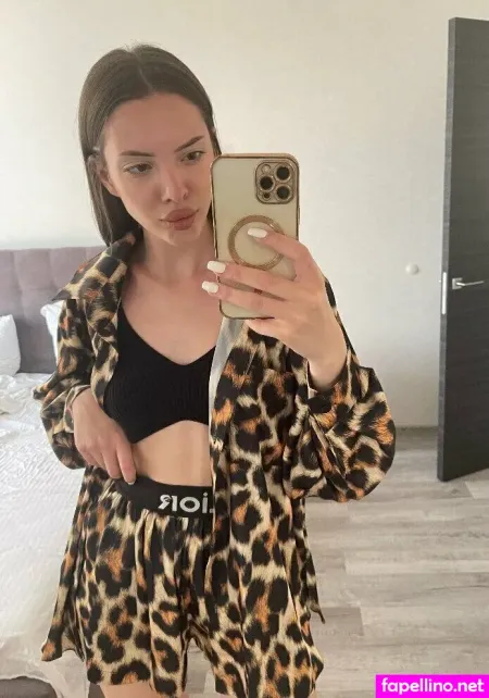 Sugarbaabbee OnlyFans Thumbnail #YCUEvyHV15