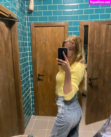 Sugarsashaa OnlyFans Thumbnail #FwuuomW3Q5