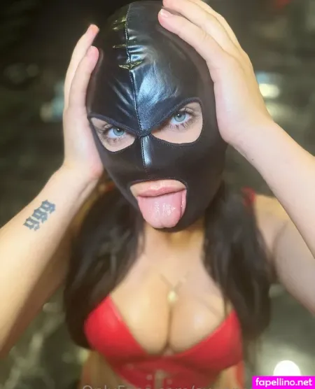 Sugarveezy OnlyFans Thumbnail #Y6ejO4waFW