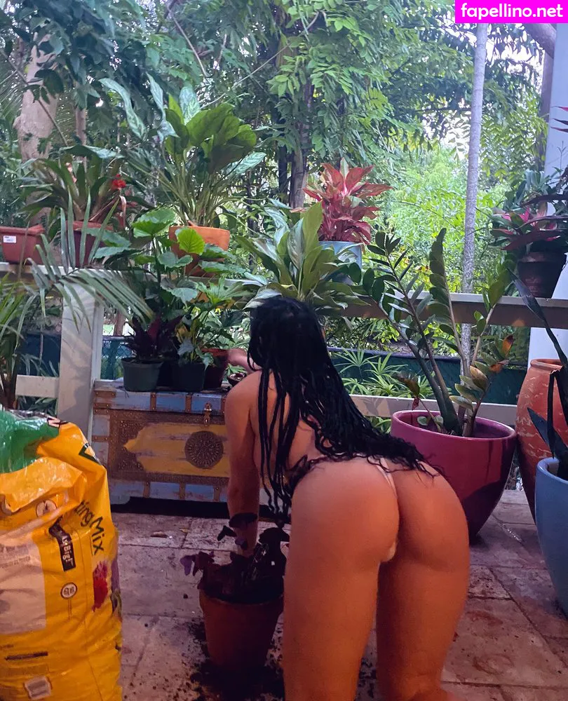 mayarose6969, myarose77, sugosucco Nude Leaked OnlyFans Photo #Bx154jkEiz