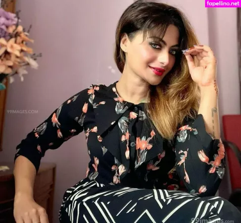 Suhaani Laskar OnlyFans Thumbnail #R3qYpEZ2Eq