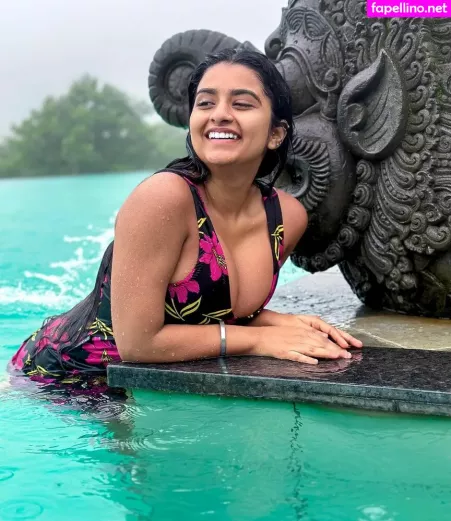 Suhana Khan OnlyFans Thumbnail #2cc1zLhVUc