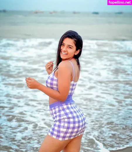 Suhana Khan OnlyFans Thumbnail #nKymYAQS8S