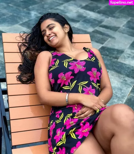 Suhana Khan OnlyFans Thumbnail #xfLIX2t9A6