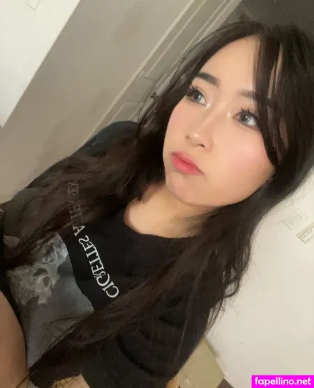 Suhwiena OnlyFans Thumbnail #65OOgWm8NS