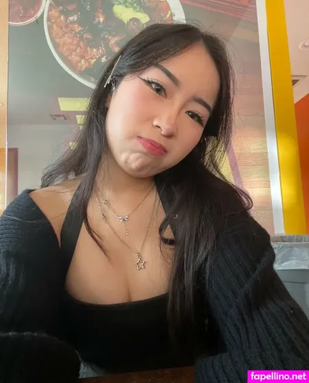 Suhwiena OnlyFans Thumbnail #BmavGtVWAh