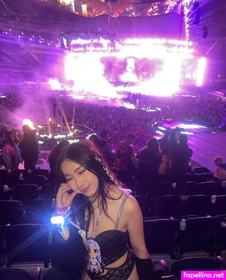 Suhwiena OnlyFans Thumbnail #KbNkSH2Qbz