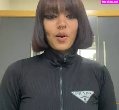 Suicidenaomi26 OnlyFans Thumbnail #2rsdEkzzGM