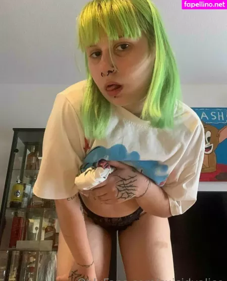 Suicidyalice OnlyFans Thumbnail #5Ui4HN3cYC