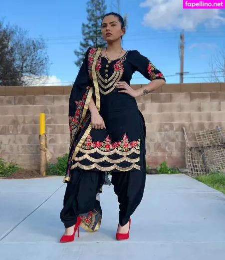 Sukh Bains OnlyFans Thumbnail #UBkUZATXtY