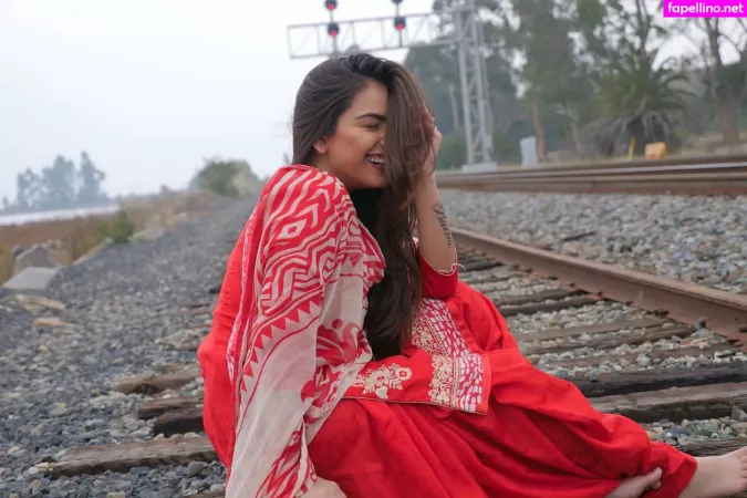 Sukh Bains OnlyFans Thumbnail #Vq9MjFEkIj