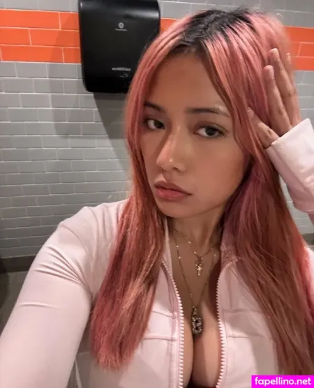 Suki Akari OnlyFans Thumbnail #gYFKnJT5vl