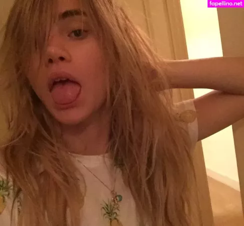 Suki Waterhouse OnlyFans Thumbnail #psLvdaamIC