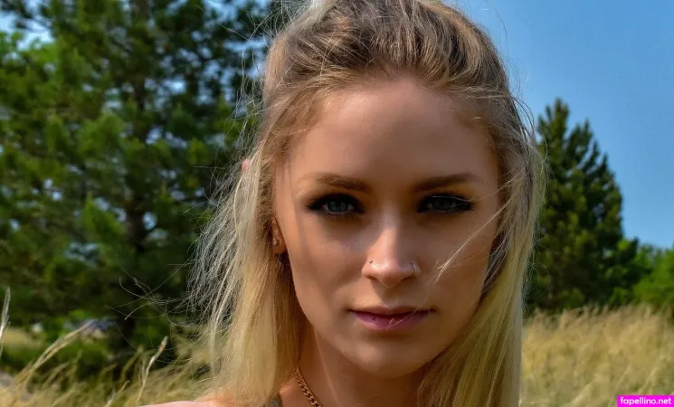 Suki Xxxaurora OnlyFans Thumbnail #3xIAc3aCHF