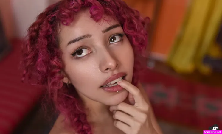 Sukii Starfruitz OnlyFans Thumbnail #2WmByCdq01