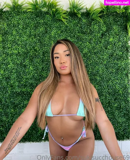 Sukisucchouse69 OnlyFans Thumbnail #Q6o1s3XYVu