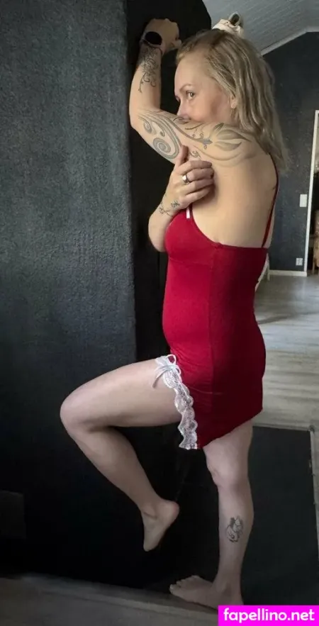 Suloinenevelyn OnlyFans Thumbnail #MuGzxB3RJg