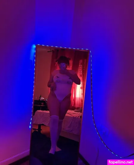 Sulok5925 OnlyFans Thumbnail #3omSM9ueg1