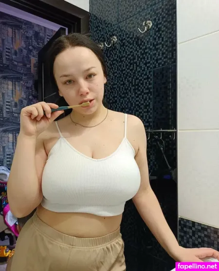 Sulsophie OnlyFans Thumbnail #0dHCE49lIC