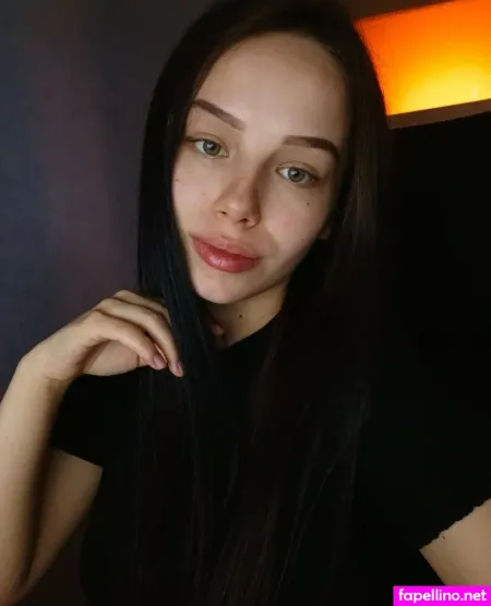 Sulsophie OnlyFans Thumbnail #YlnclL81Z8