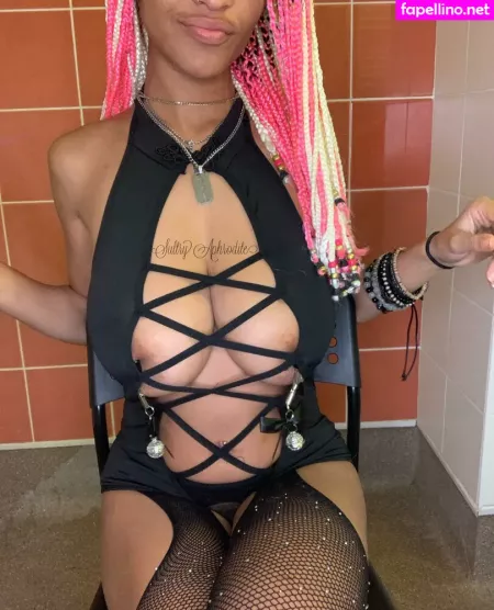 Sultryaphodite OnlyFans Thumbnail #4bFU1AkGmT