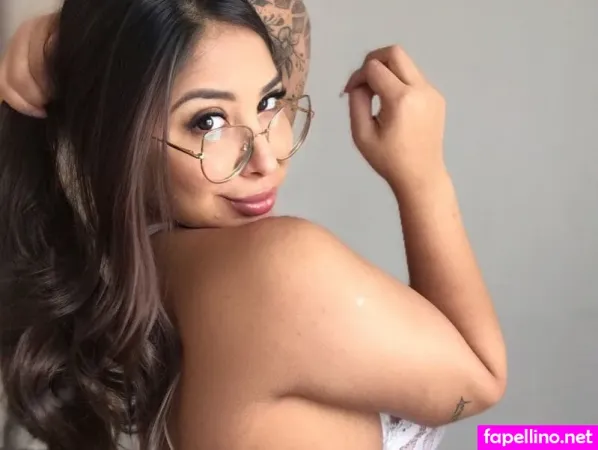 Sultryvenus OnlyFans Thumbnail #V4aBWbLN92