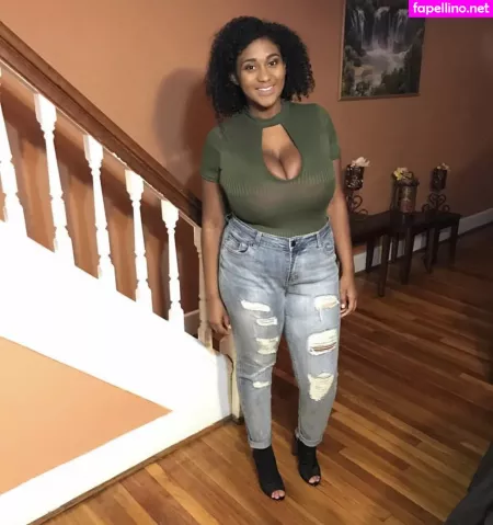 Suly OnlyFans Thumbnail #aIuwKpI3xx