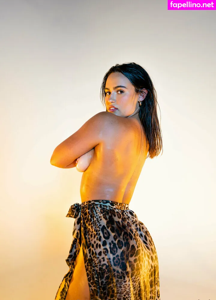 sumabellhouse, syazminb Nude Leaked OnlyFans Photo #VhMN0NNp80