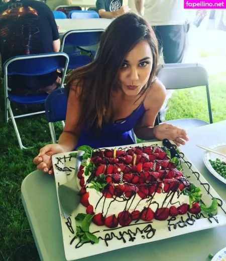 Summer Bishil OnlyFans Thumbnail #elT4SonGQN
