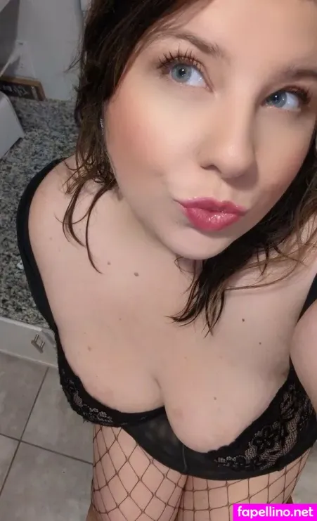 Summer Kate OnlyFans Thumbnail #ymUv8i52Ys